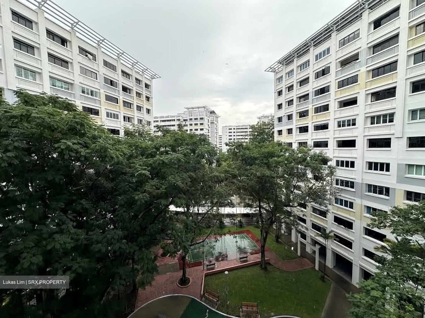 Blk 636 Woodlands Ring Road (Woodlands), HDB Executive #571874101